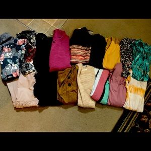 16 name brand tops!!